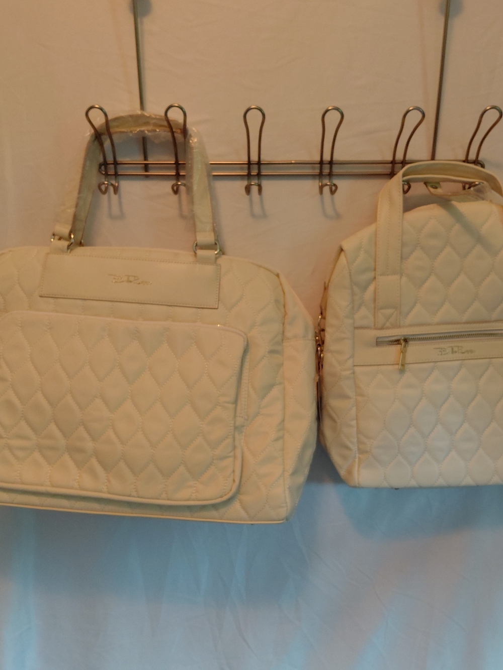 Quilted Cream Travel Tote Bag with Front Pocket